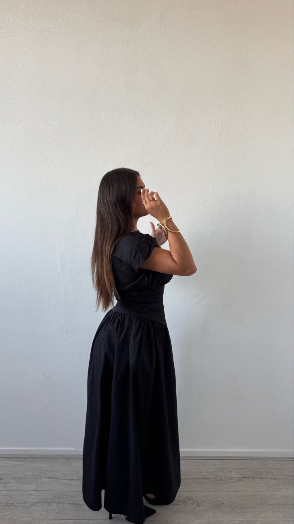 Elegant Black Fit And Flare Floor Length Dress